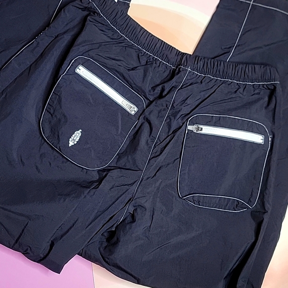 Free People Fly By Night Cargo Pants Black - Picture 9 of 9